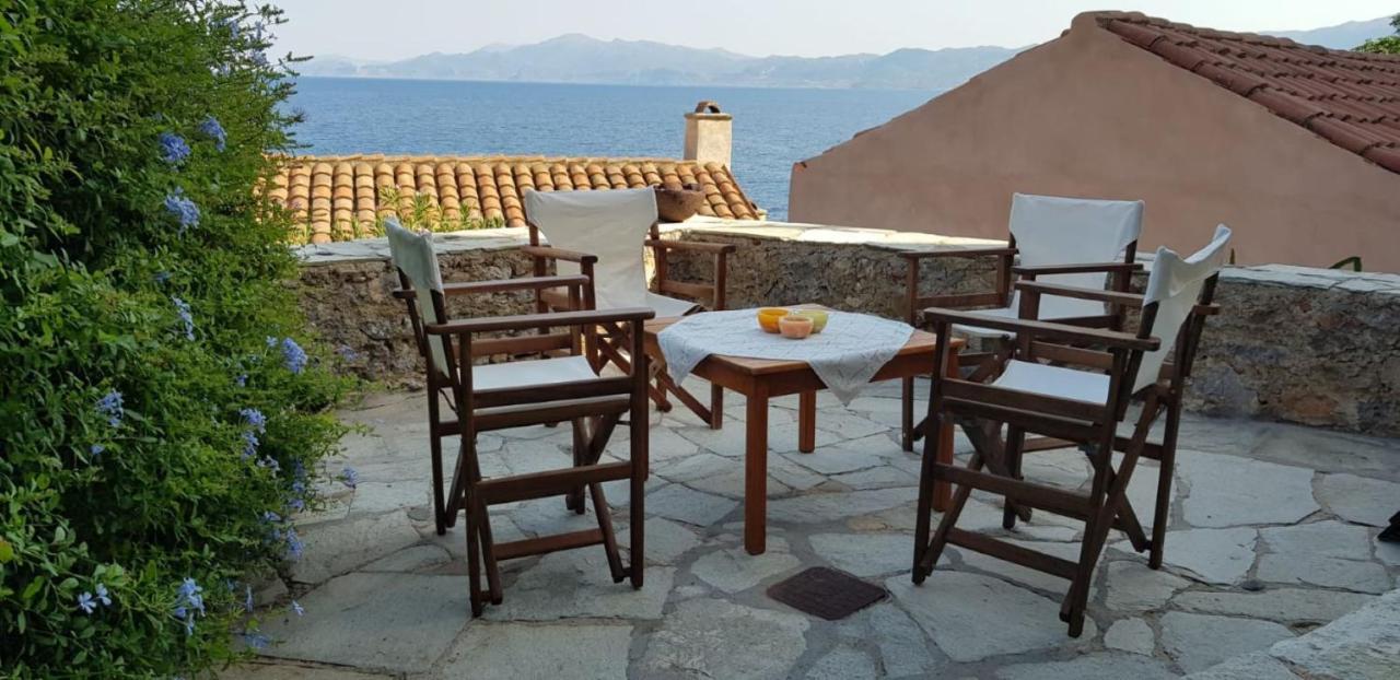 Athina Guesthouse Monemvasia Ngoại thất bức ảnh